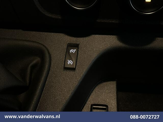 Renault MASTER 2.3 dCi 136pk L2H2 Euro6 Airco | Navigatie | Camera | Trekhaak | Cruisecontrol Parkeersensoren, Bijrijdersbank – foto 6