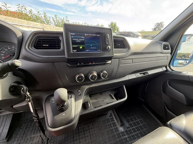 Renault MASTER | HORSETRUCK | KRISMAR | STALLION 3XL | 2021 | HENGST | 29.500KM | AUTOMATIC | 3-SEAT | L3 | 180PK | LUXE | NEDERLANDS KENTEKEN – foto 6