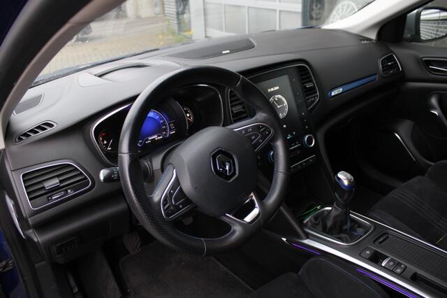 Renault MEGANE 1.2i TCe GT Line 131PK ALCANTARA BOSE GROOT NAVI STOELVERW CAMER