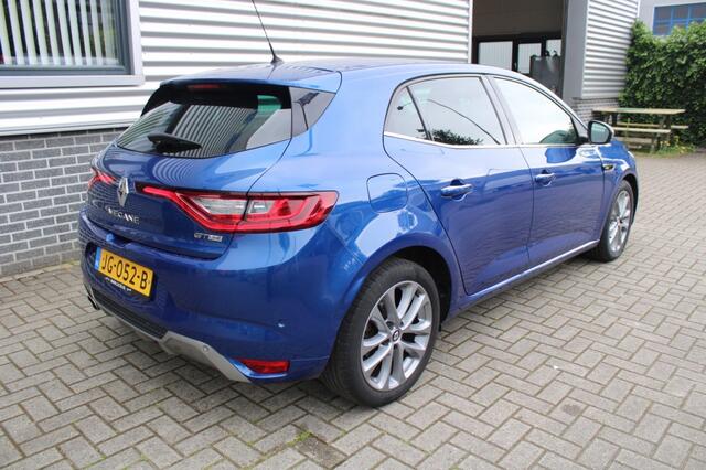 Renault MEGANE 1.2i TCe GT Line 131PK ALCANTARA BOSE GROOT NAVI STOELVERW CAMER