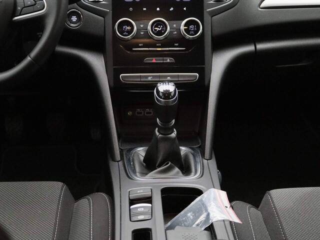 Renault MEGANE Estate 1.3 TCe 140 Equilibre | Navigatie | Climate Control | Cruise Control | Apple Carplay/Android Auto | Parkeersensoren Voor en Achter | Pure Led Koplampen | Lichtmetalen Velgen |