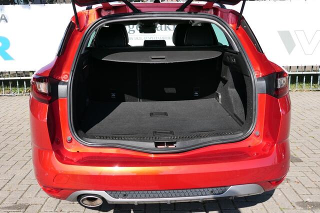 Renault MEGANE Estate TCe 140 GT-Line