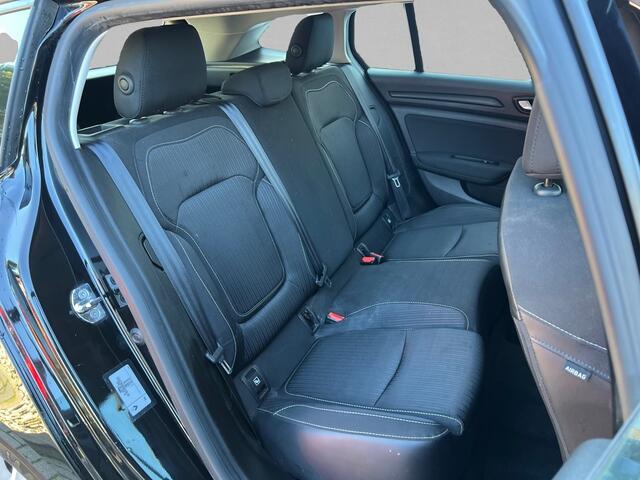 Renault MEGANE Estate 1.3 TCe Limited NAVI / PDC / STOELVERWARMING / TREKHAAK