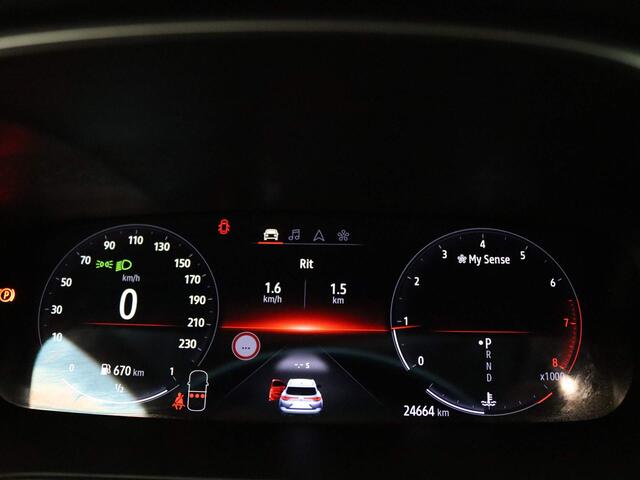 Renault MEGANE Estate TCe 140pk Techno EDC/AUTOMAAT Camera | Climate | Navi | Parksens. v+a | Stoel-/stuurverwarming