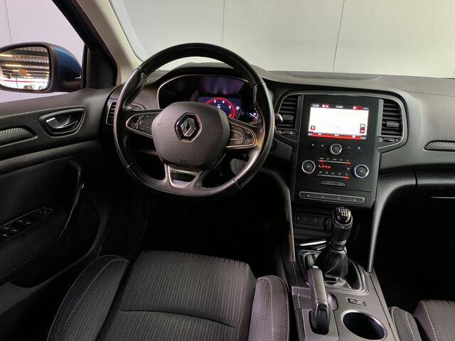 Renault MEGANE Estate 1.3 TCe Limited 140 PK uit 2019 Rijklaar + 12 maanden Bovag-garantie Henk Jongen Auto's in Helmond, al 50 jaar service zoals 't hoort!