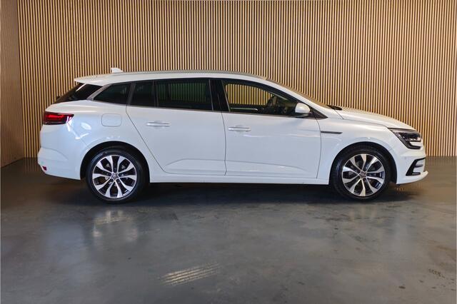 Renault MEGANE Estate 1.3 TCe Intens - Stoel/Stuurverwarming - Adapative Cruisecontrol - Head-up display - Parelmoer - Massage