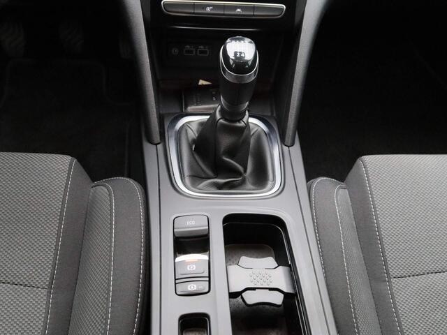 Renault MEGANE Estate 140 TCe Equilibre Apple Carplay/Android Auto | Parkeersensoren | Cruise Control | Climate Control