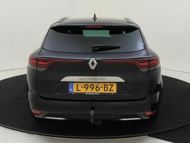 Renault MEGANE Estate 1.3 TCe 140 PK Intens Navigatie | Climate Control | Cruise Control | Parkeersensoren Voor en Achter | TREKHAAK