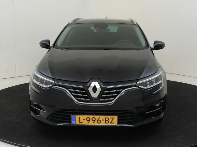 Renault MEGANE Estate 1.3 TCe 140 PK Intens Navigatie | Climate Control | Cruise Control | Parkeersensoren Voor en Achter | TREKHAAK