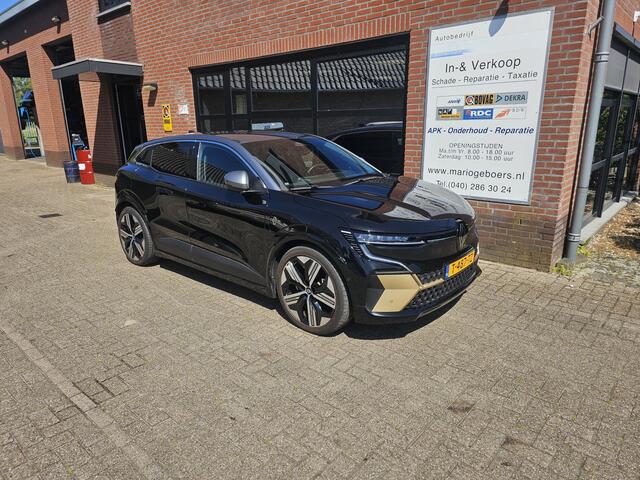 Renault MEGANE E-Tech EV60 Optimum Charge Iconic | Massage | Trekhaak |