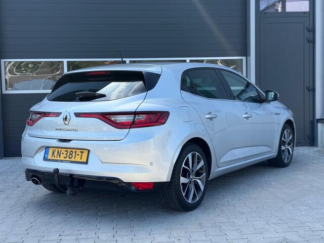 Renault MEGANE 1.2 TCE BOSE / NAVIGATIE MASSAGE DAB TEL PDC XENON TREKHAAK MULT