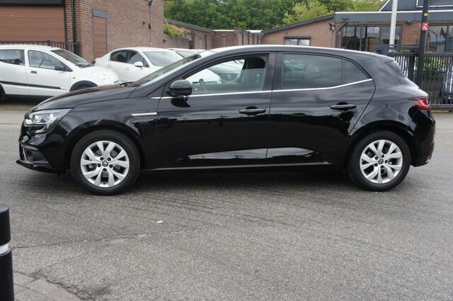Renault MEGANE 1.3 TCE LIMITED 1eEIG TREKH/NAVI/CRUISE/PDC/ Apple Carplay/Andro