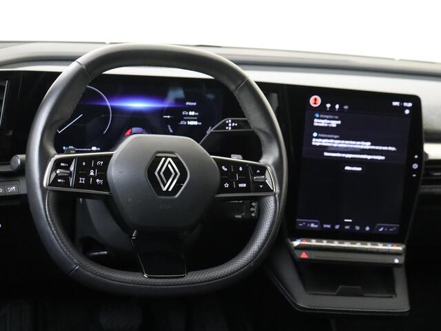 Renault MEGANE E-Tech EV60 Optimum Charge Evolution | Navigatie | Achteruitrijcamera | Carplay | Adaptive Cruise Control | Climate Control | Lichtmetalen velgen 5-spaaks 18"