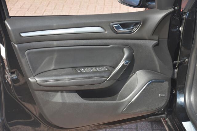 Renault MEGANE Estate 1.3 TCe Bose | Navigatie | Camera | Cruise-control | NL auto!! |