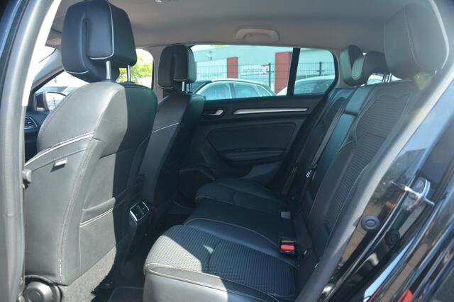 Renault MEGANE Estate 1.3 TCe Bose | Navigatie | Camera | Cruise-control | NL auto!! |