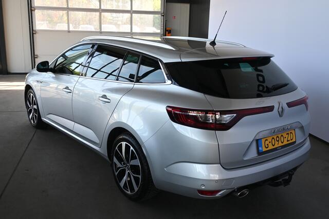 Renault MEGANE Estate 1.3 TCe Bose Clima Navigatie LED Goed Onderhouden! Inruil Mogelijk!