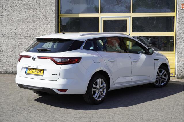 Renault MEGANE Estate 1.5 dCi Eco2 Zen BJ2017 Led | Pdc | Navi | Climate control | Cruise control | Getint glas | Distributieriem vv op 128.000KM!
