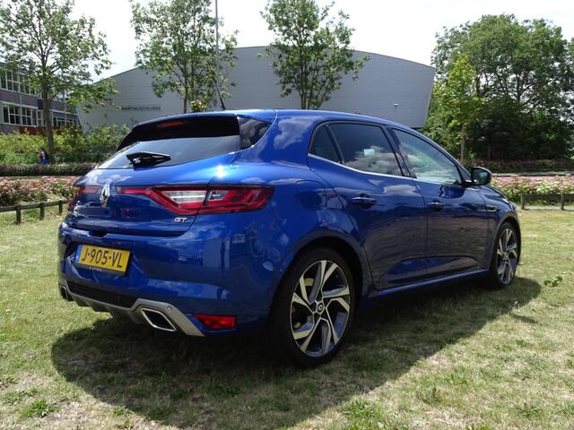 Renault MEGANE 1.6 GT 205 pk 5-deurs - Automaat, Navigatie, LED koplampen, Automatische airco, Cruise Control, Parkeersensoren, Sportinterieur, 4 wiel besturing,