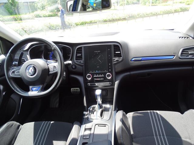 Renault MEGANE 1.6 GT 205 pk 5-deurs - Automaat, Navigatie, LED koplampen, Automatische airco, Cruise Control, Parkeersensoren, Sportinterieur, 4 wiel besturing,