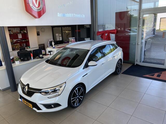 Renault MEGANE Estate 1.2 TCe Limited,Automaat,Navigatie,Parkeerassistent,Climate&Cruisecontrol,Trekhaak,Stoelverwarming,Spraakbediening,V&ASensoren,Aux Ipod Aansluiting,18 Inch Lmv