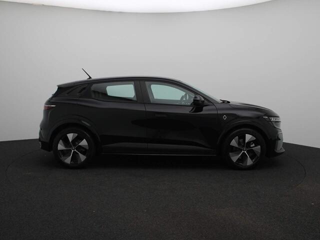 Renault MEGANE E-Tech EV60 Optimum Charge Evolution | Nieuw 15 km | 12" OpenR Link multimedia en navigatiesysteem met Google integratie | Audiosysteem Arkamis Auditorium | Climat Control | Metaalkleur | Lichtmetalen velgen |