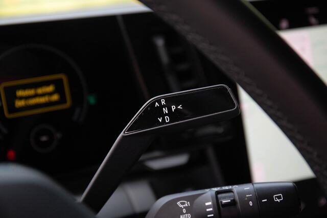 Renault MEGANE E-Tech EV60 Optimum Charge Iconic