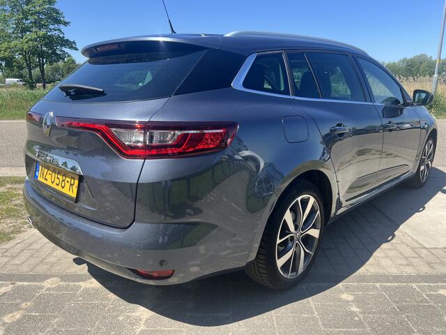 Renault MEGANE Estate 1.2 TCe Bose / Schuif-Kanteldak / Head-Up Display / Cruise / Applecarplay - Androidauto /