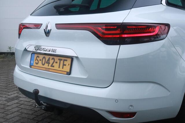 Renault MEGANE Estate 1.3 TCe 140 Techno | Trekhaak | Camera | Groot Scherm | All-season