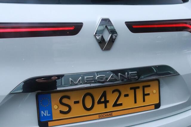 Renault MEGANE Estate 1.3 TCe 140 Techno | Trekhaak | Camera | Groot Scherm | All-season