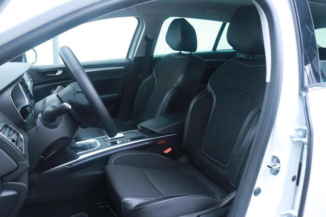 Renault MEGANE Estate 1.3 TCe 140 Techno | Trekhaak | Camera | Groot Scherm | All-season