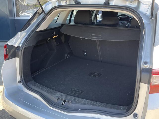 Renault MEGANE Estate 1.3 TCe Zen - Navigatie - Trekhaak - Climate Control - Apple Carplay/Android Auto