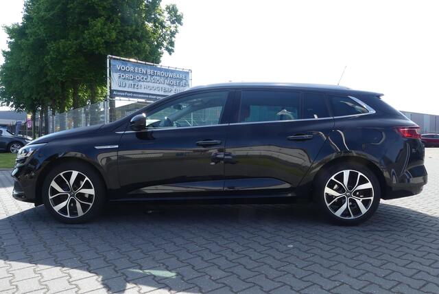 Renault MEGANE Estate 1.3 TCe Bose CRUISE, CLIMA, NAVI, CAMERA, PDC V&A, TREKHAAK, 124.592KM