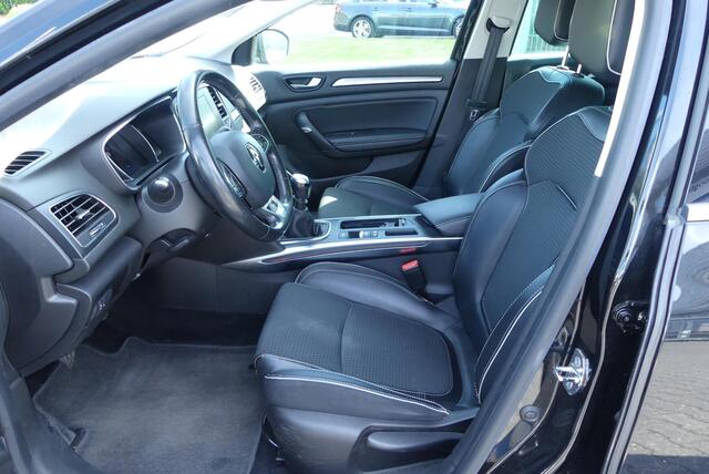 Renault MEGANE Estate 1.3 TCe Bose CRUISE, CLIMA, NAVI, CAMERA, PDC V&A, TREKHAAK, 124.592KM