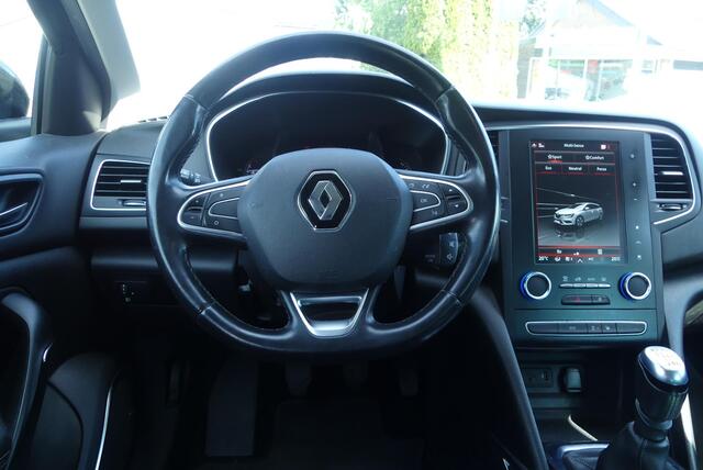 Renault MEGANE Estate 1.3 TCe Bose CRUISE, CLIMA, NAVI, CAMERA, PDC V&A, TREKHAAK, 124.592KM