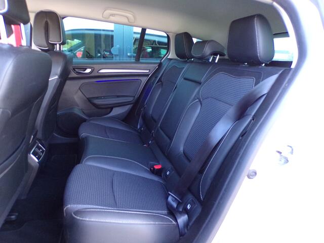 Renault MEGANE Estate 1.5 dCi Eco2 Bose PDC Trekhaak NAP!