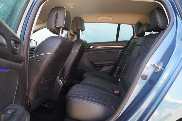Renault MEGANE Estate 1.3 TCe Bose -NAVI-ECC-PDC-CAM-