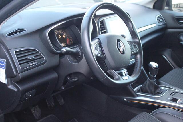 Renault MEGANE Estate 1.2 TCe Bose