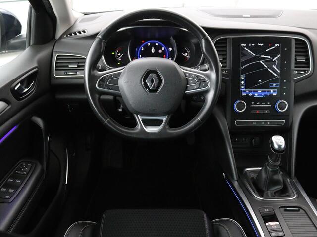 Renault MEGANE 1.2 TCe Bose | 1e eigenaar | Trekhaak | Camera | Half leder | Carplay | Navigatie | Keyless | Massage | Climate control | Parkeerhulp | Cruise control