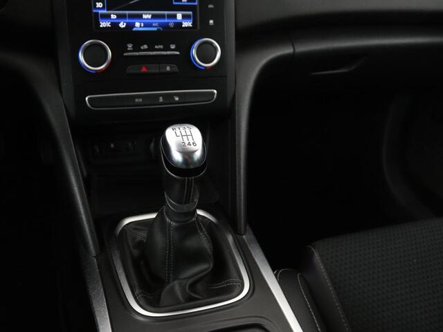 Renault MEGANE 1.2 TCe Bose | 1e eigenaar | Trekhaak | Camera | Half leder | Carplay | Navigatie | Keyless | Massage | Climate control | Parkeerhulp | Cruise control