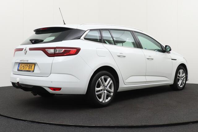 Renault MEGANE Estate 1.5 116 PK Zen Carplay Navi Trekhaak Climate PDC