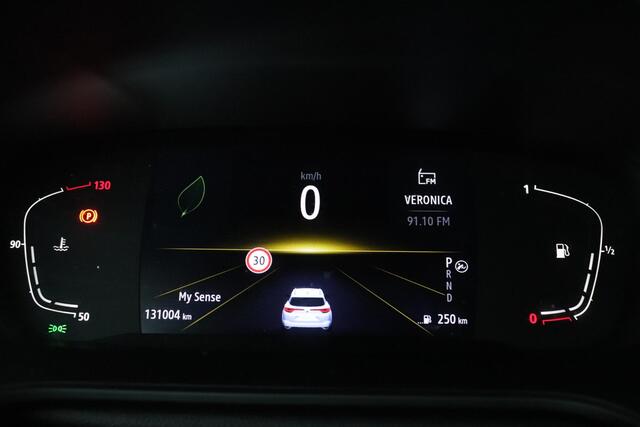 Renault MEGANE Estate 1.3 TCe Intens | Automaat | Navigatie 7" | Apple Carplay | LED | PDC | LMV 16" | Trekhaak | All-Seasons