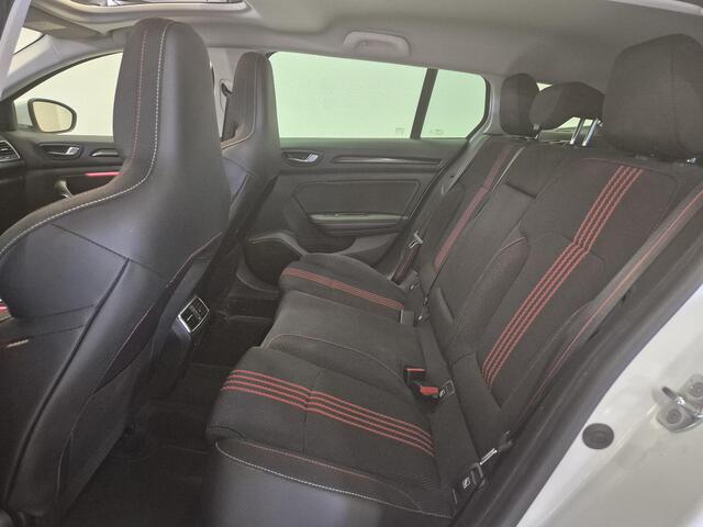 Renault MEGANE Estate 1.3 TCe R.S. Line | Panoramadak | Head up display | Bose |