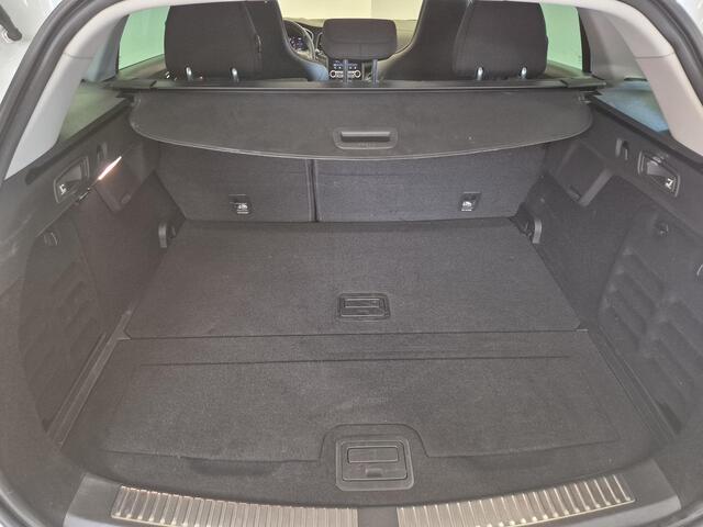 Renault MEGANE Estate 1.3 TCe R.S. Line | Panoramadak | Head up display | Bose |
