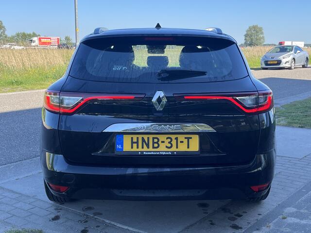Renault MEGANE Estate 1.3 TCe 140 PK Limited / Dealer onderhouden / Automaat / Camera / Stoelverw. / PDC V+A / Keyless / LMV /