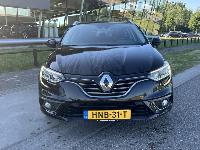 Renault MEGANE Estate 1.3 TCe 140 PK Limited / Dealer onderhouden / Automaat / Camera / Stoelverw. / PDC V+A / Keyless / LMV /