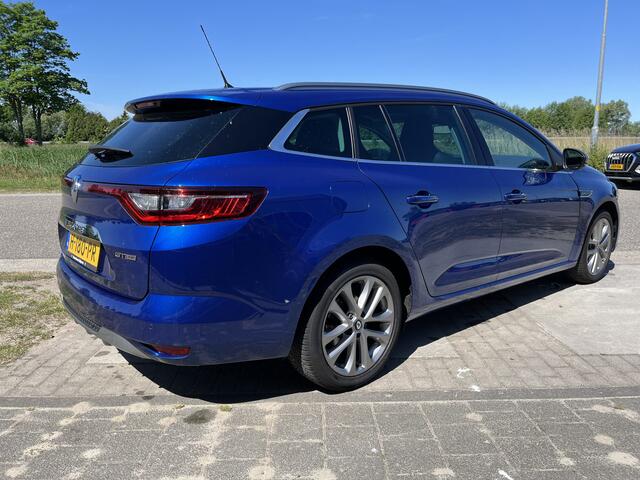 Renault MEGANE Estate 1.5 Blue dCi GT-Line / Dealer onderhouden / Open dak / Keyless / Climate / Lane assist / PDC. Achter / 17'' LMV /