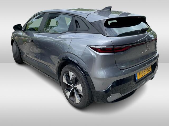 Renault MEGANE E-Tech 11.018 km! EV60 Optimum Charge Business Ed. Evolution / Camera / Navigatie / Keyless / 18'' / Winter Pack / DAB / ACC / Warmtepomp