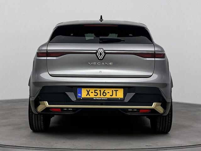 Renault MEGANE E-Tech EV60 220Pk Iconic | Harman Kardon | Stoel & Stuurwielverwarming | 360 Graden Camera's | Dodehoek Detectie | Leder Interieur | 20'' Lichtmetalen Velgen | Climate Control | Navigatie