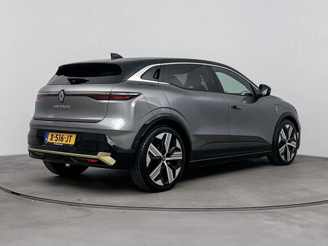 Renault MEGANE E-Tech EV60 220Pk Iconic | Harman Kardon | Stoel & Stuurwielverwarming | 360 Graden Camera's | Dodehoek Detectie | Leder Interieur | 20'' Lichtmetalen Velgen | Climate Control | Navigatie