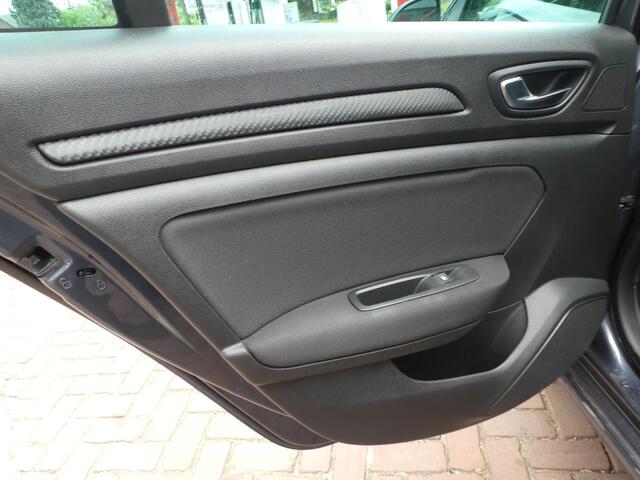 Renault MEGANE Estate 1.2 TCe Limited